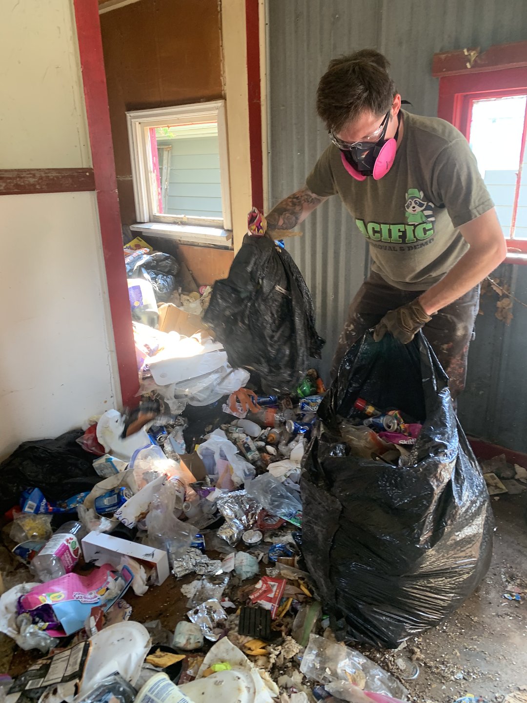 Biohazard Shed Cleanout & Junk Removal in Pullman, WA 