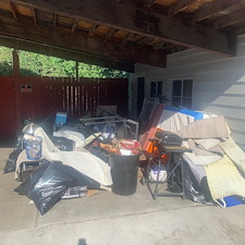 Fraternity-House-Clean-Out 4