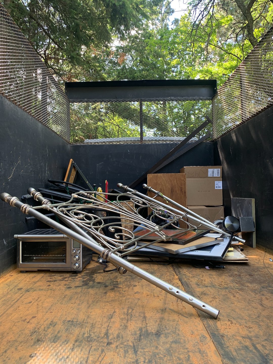 Furniture Junk Removal in Pullman