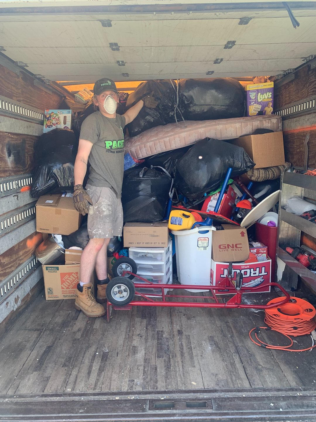 Hoarder House Clean Out in Saint John, WA