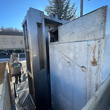 Restaurant-Junk-Removal-in-Pullman-WA 0